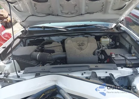 2021 Toyota Tacoma Trd Off-Road z USA, uszkodzony, nr VIN 3TMCZ5AN7MM377745